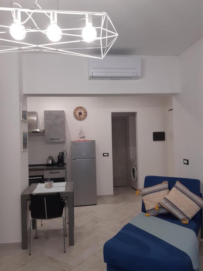 Casa Vacanze Via Nizza 57 Zinola-Wifi Savona Dış mekan fotoğraf